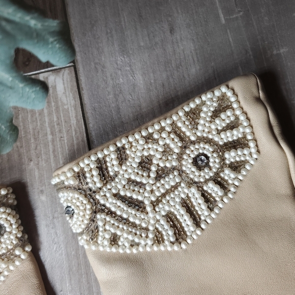 Vintage Beaded Leather Gloves Women's Size Medium Beige Cream - Picture 8 of 15